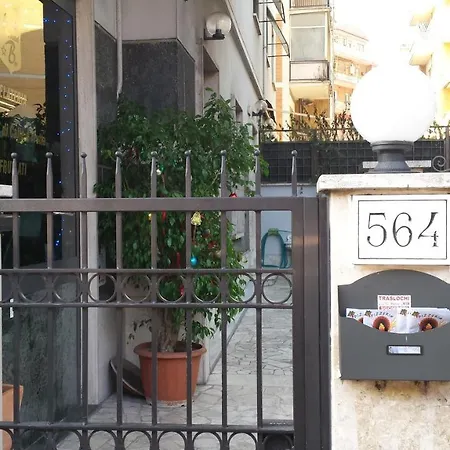 Casa Felice Homestay *